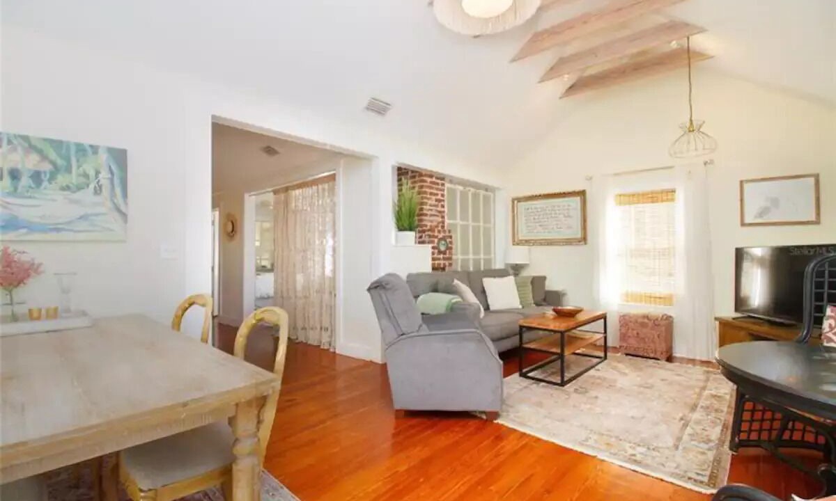 Photo of Livingroom in Dunedin