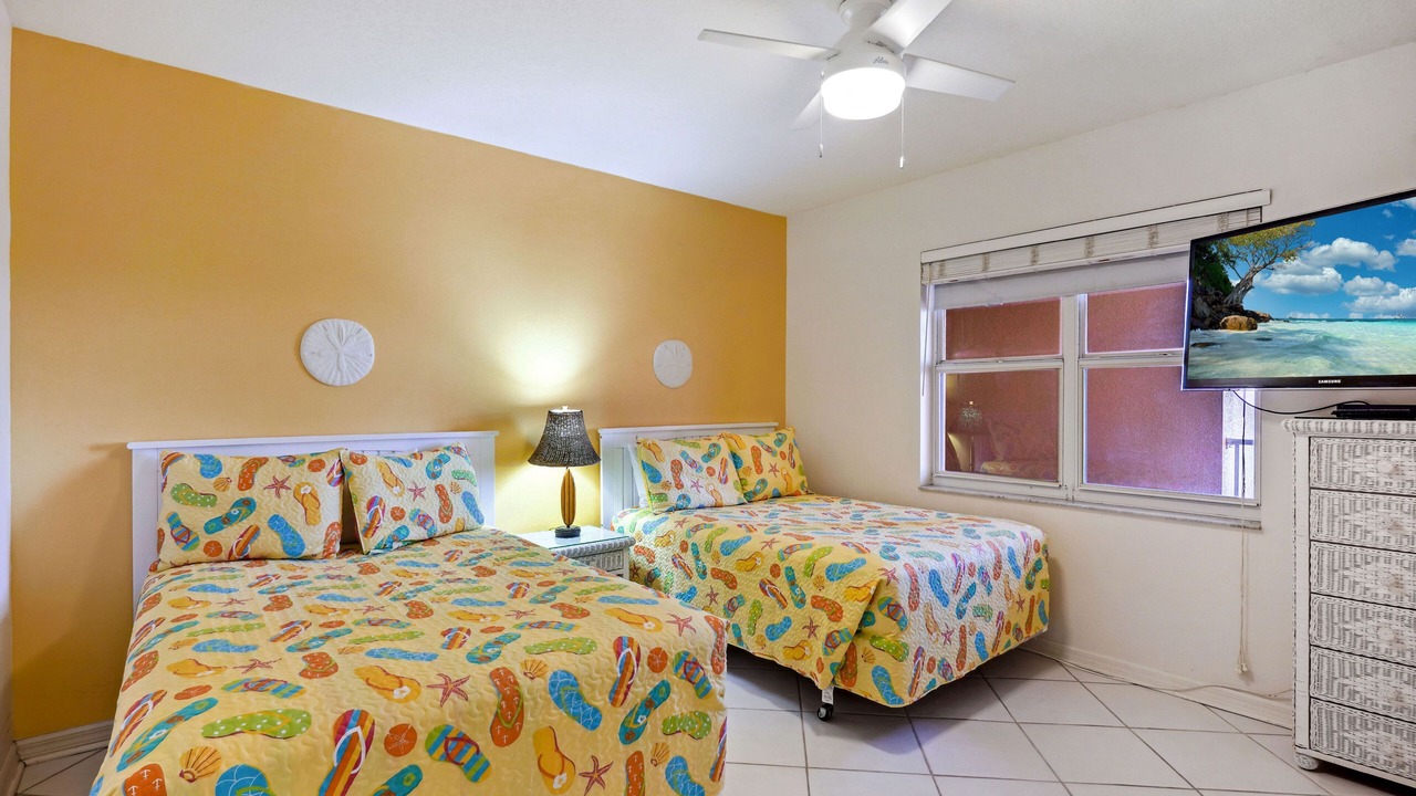 Photo of Bedroom in North Redington Beach