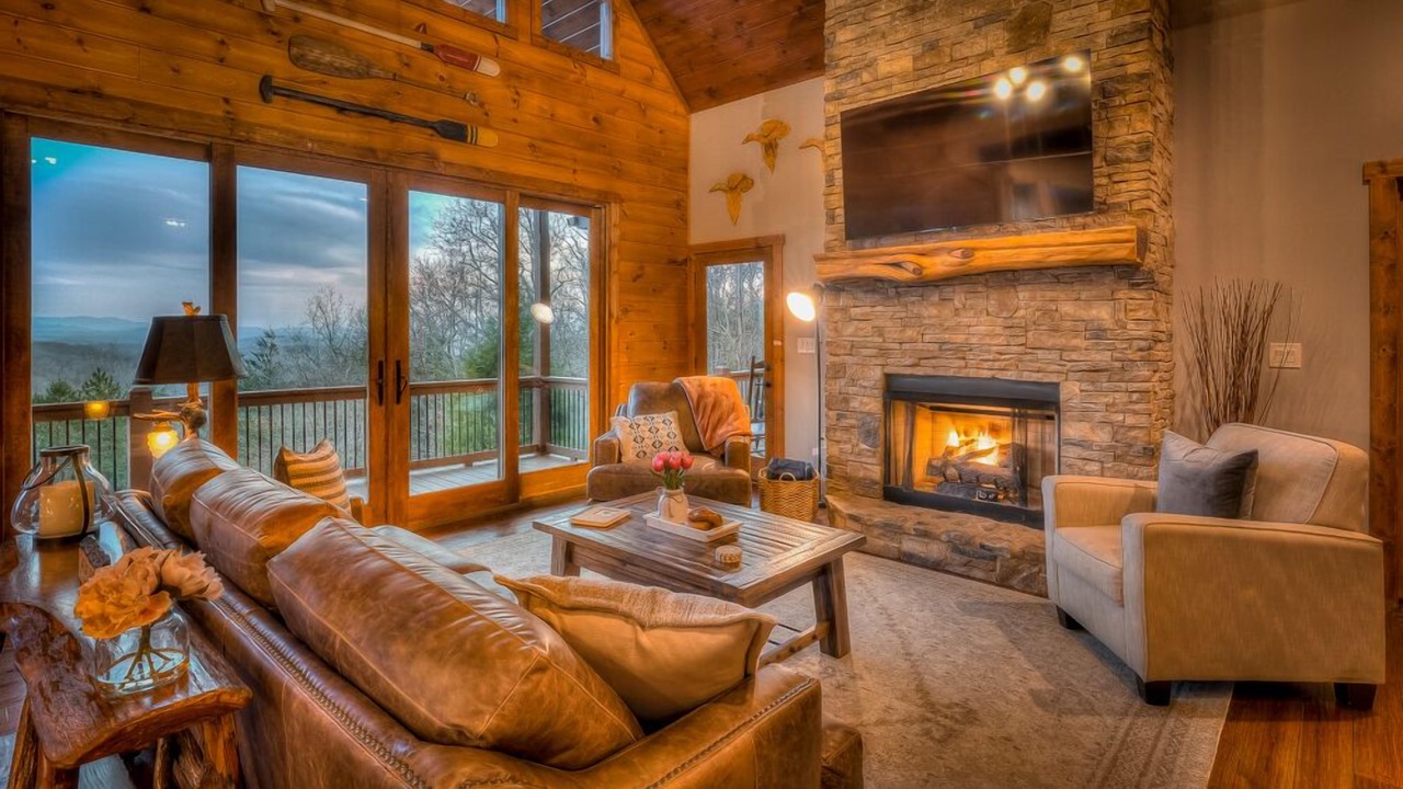 Photo of Livingroom in Mineral Bluff