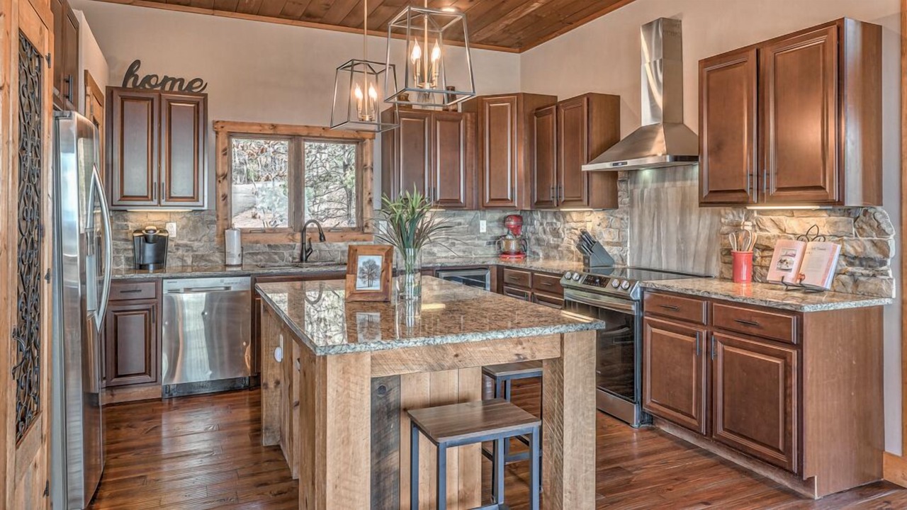 Photo of Kitchen in Mineral Bluff