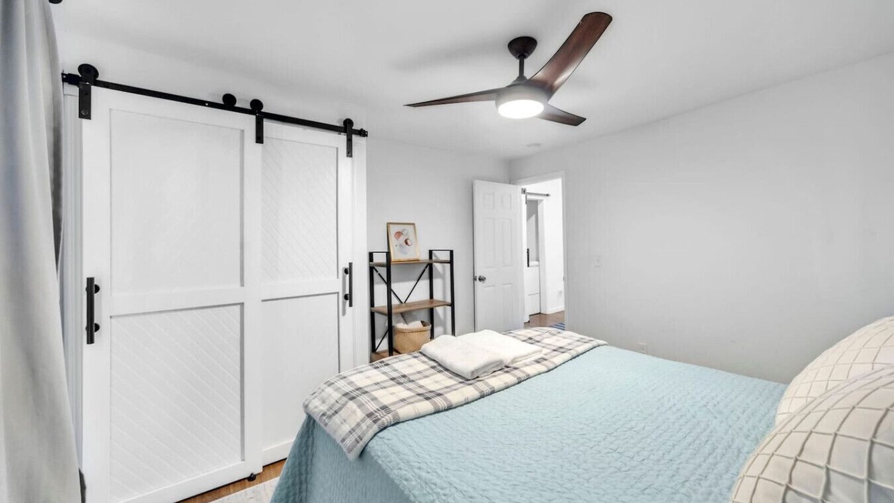 Photo of Bedroom in Duncan