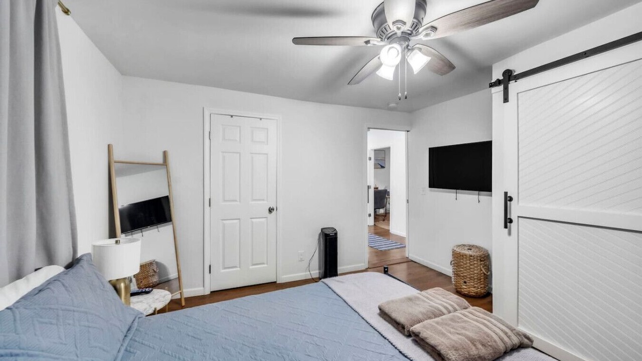 Photo of Bedroom in Duncan