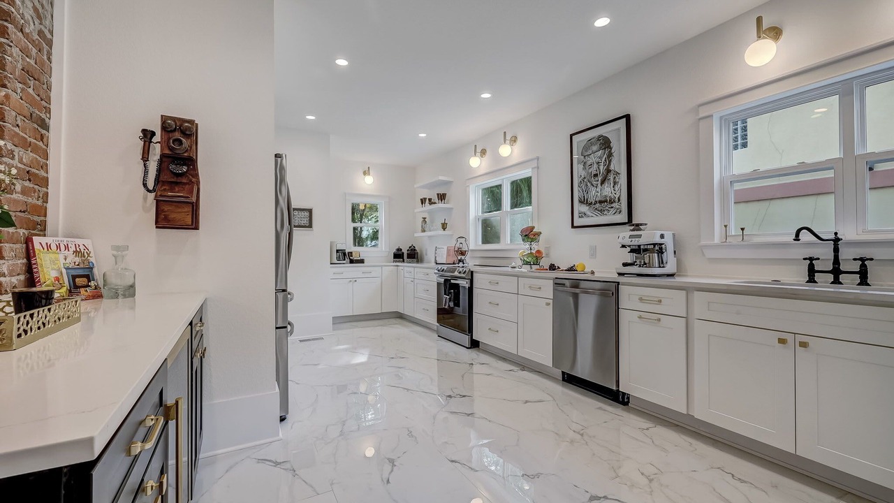 Photo of Kitchen in Downtown Historic District