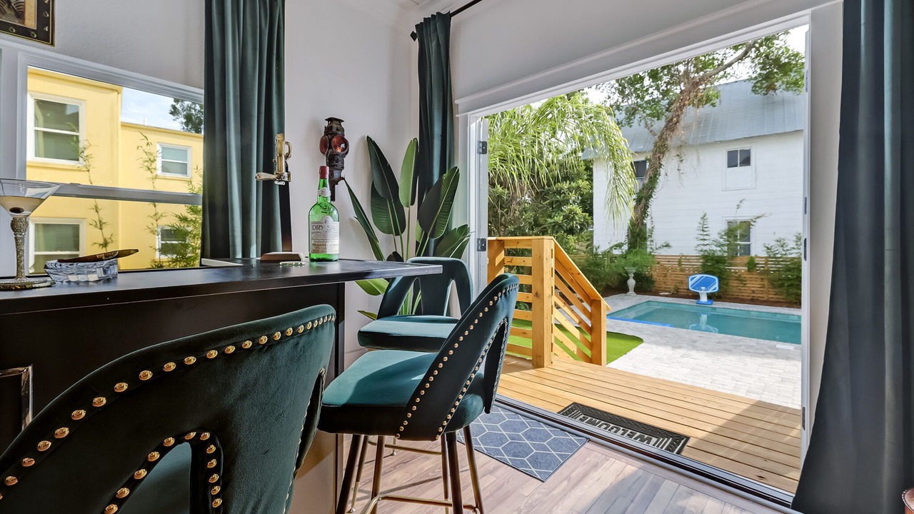 Photo of Patio Balcony in Downtown Historic District