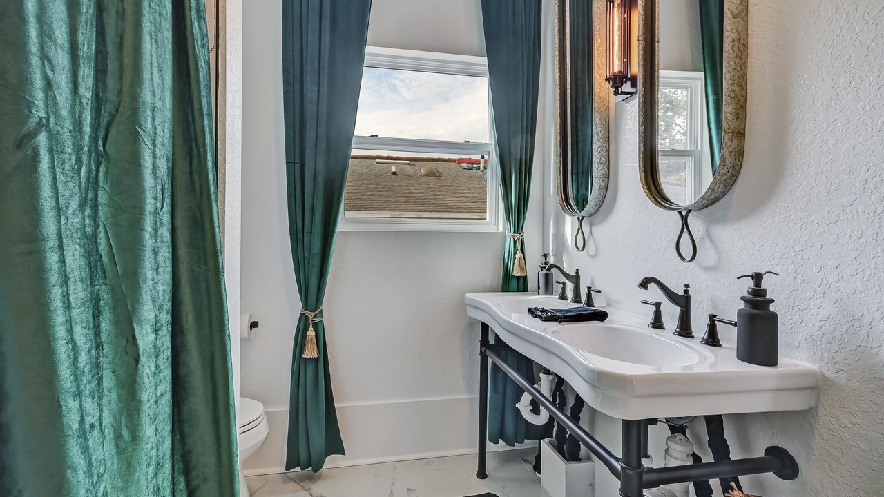 Photo of Bathroom in Downtown Historic District