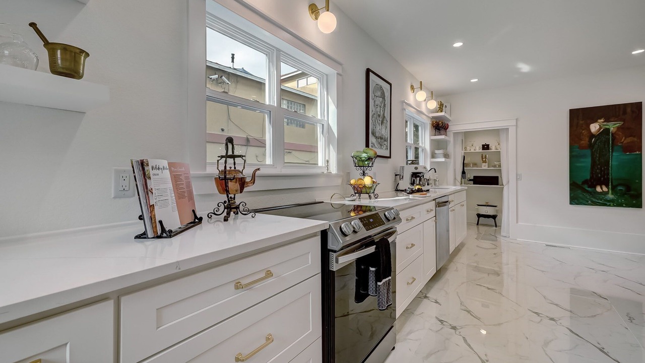 Photo of Kitchen in Downtown Historic District