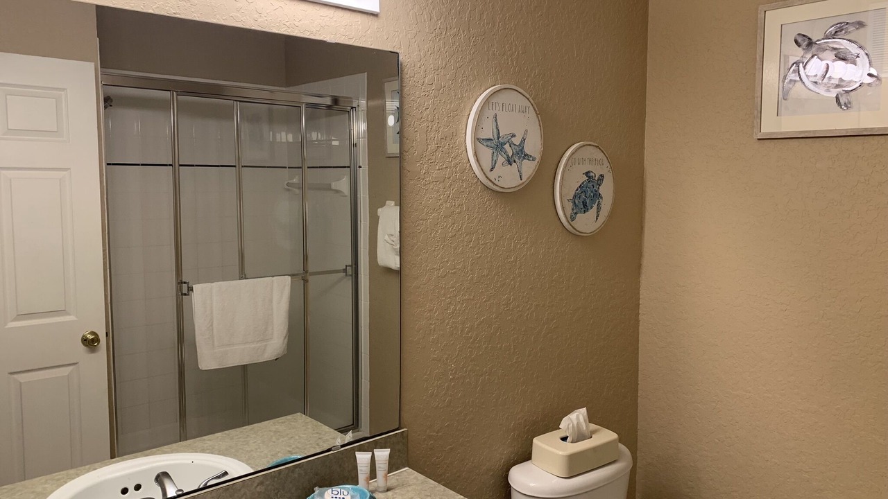 Photo of Bathroom in Bahama Bay