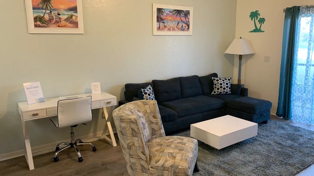 Photo of Bedroom in Bahama Bay