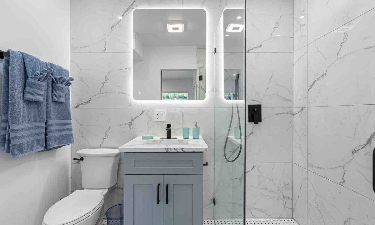 Photo of Bathroom in West Lealman