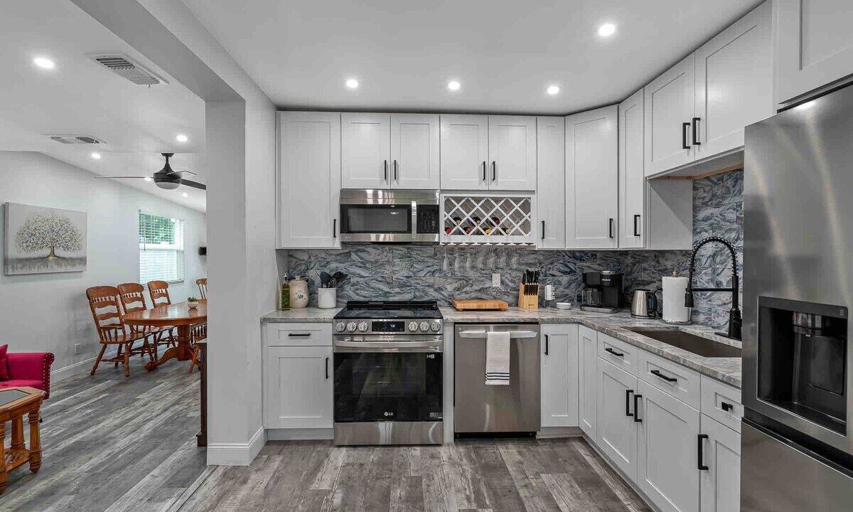 Photo of Kitchen in West Lealman