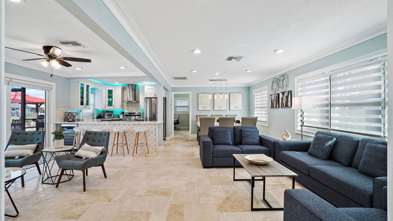 Photo of Livingroom in Riviera Bay