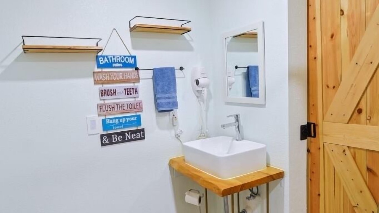 Photo of Bathroom in Fellowship