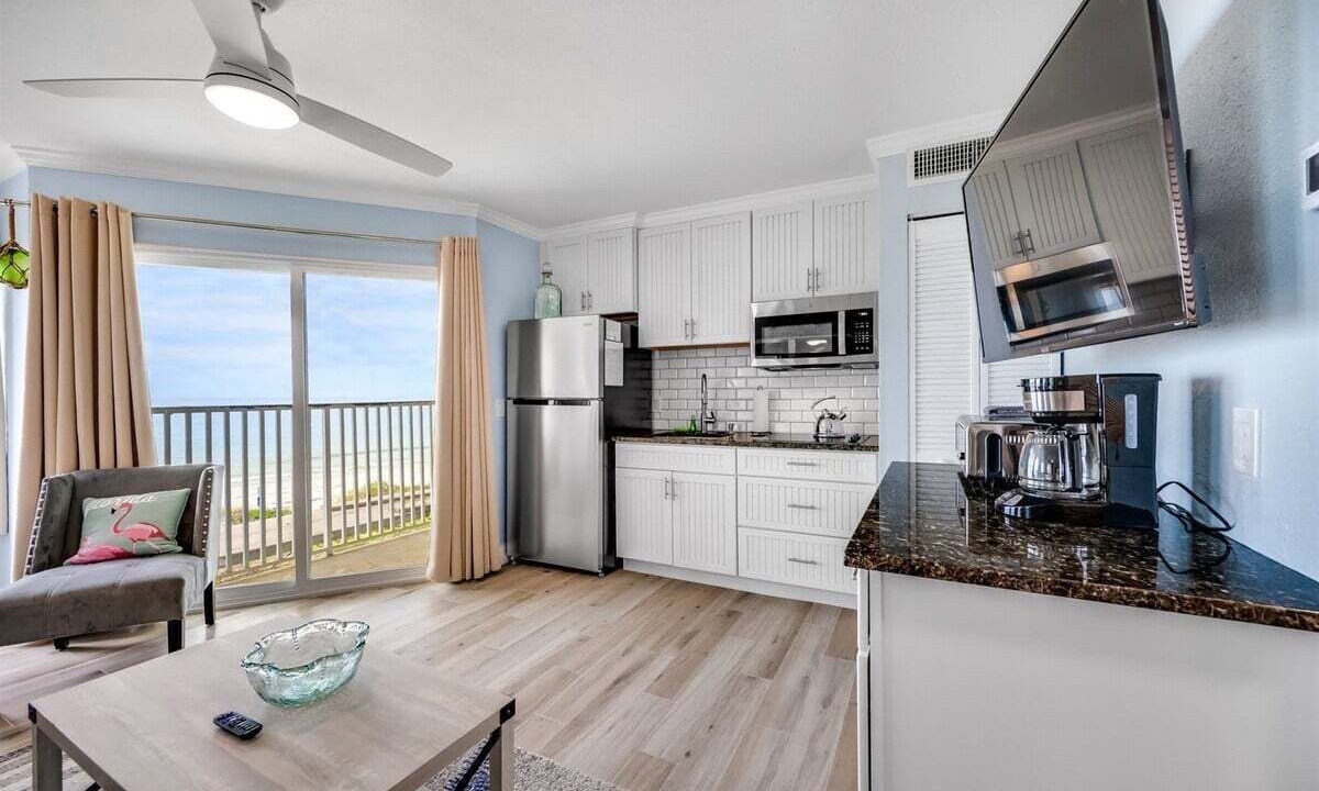 Photo of Patio Balcony in Belleair Beach
