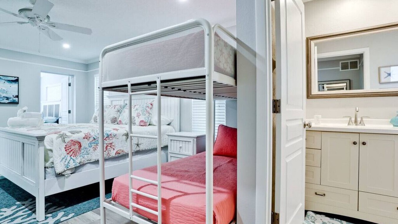 Photo of Bedroom in Bradenton