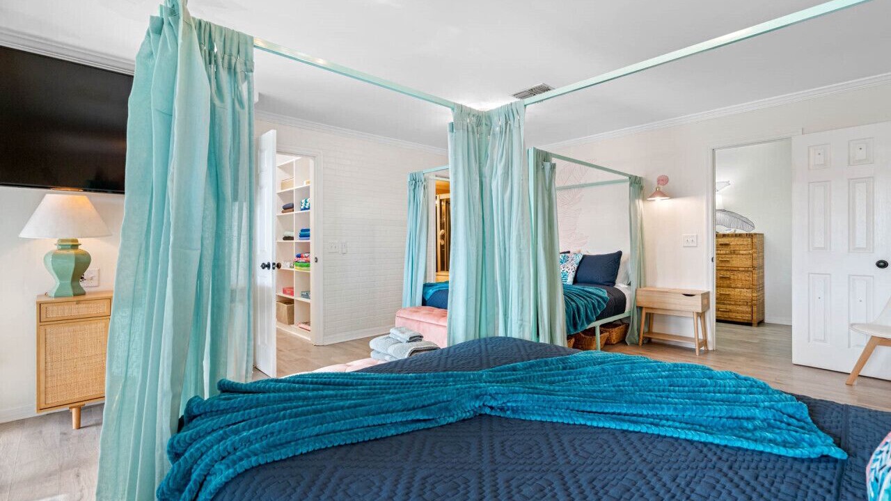Photo of Bedroom in Largo