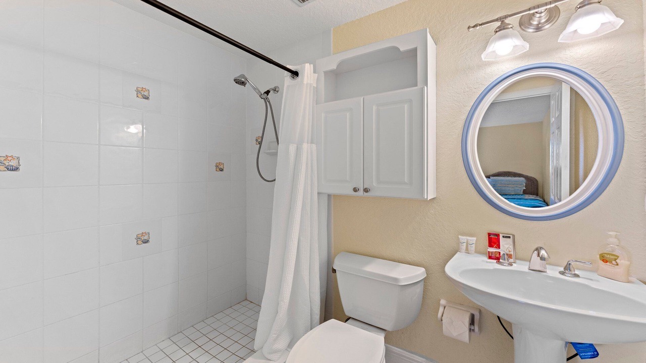 Photo of Bathroom in Avon By The Sea