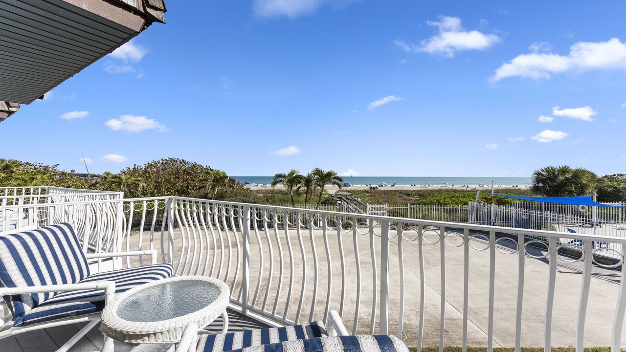 Photo of Patio Balcony in Avon By The Sea