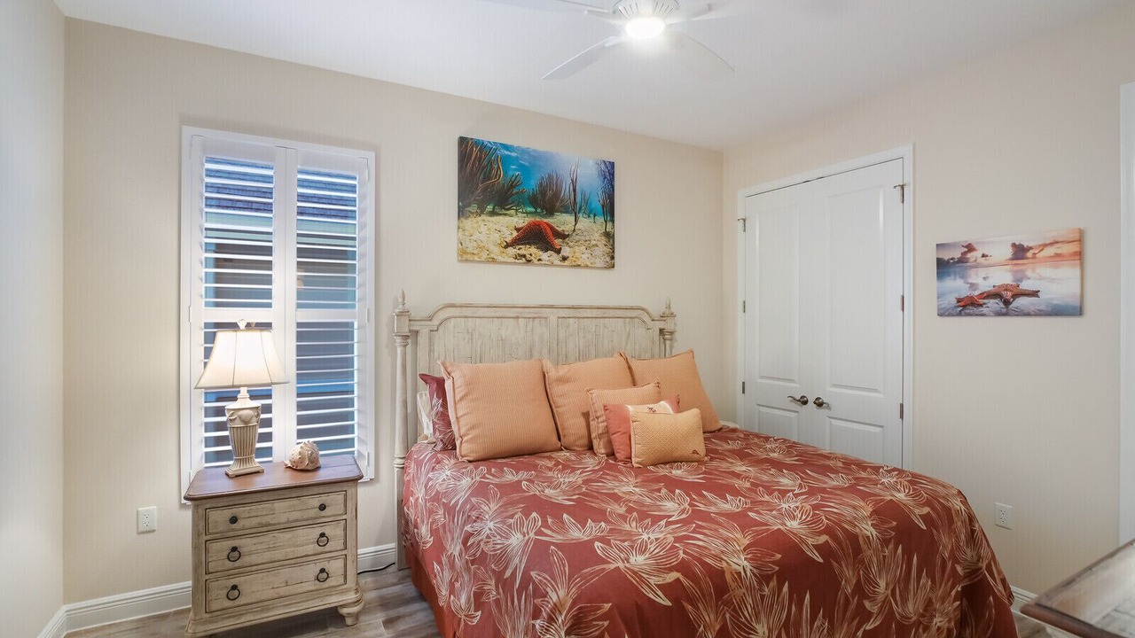 Photo of Bedroom in Whitney Beach