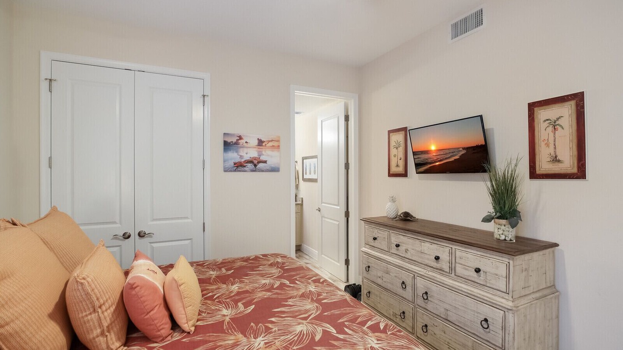 Photo of Bedroom in Whitney Beach