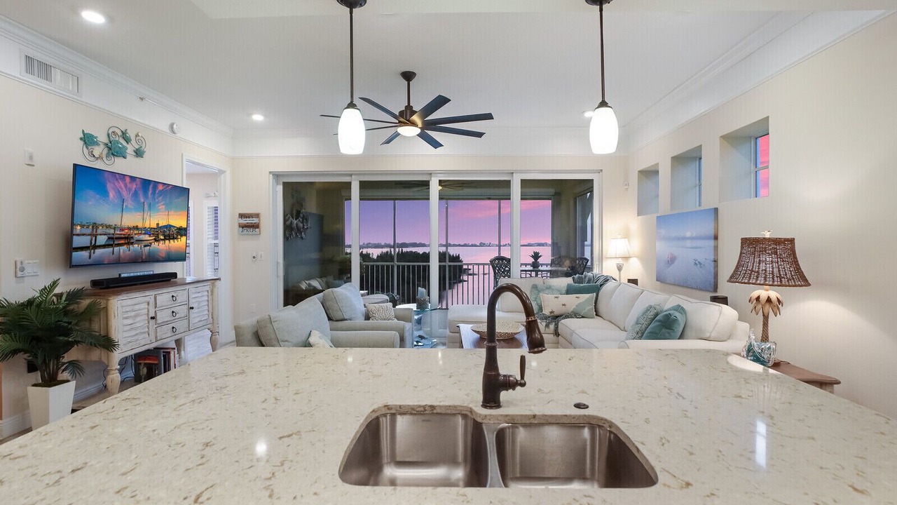 Photo of Livingroom in Whitney Beach