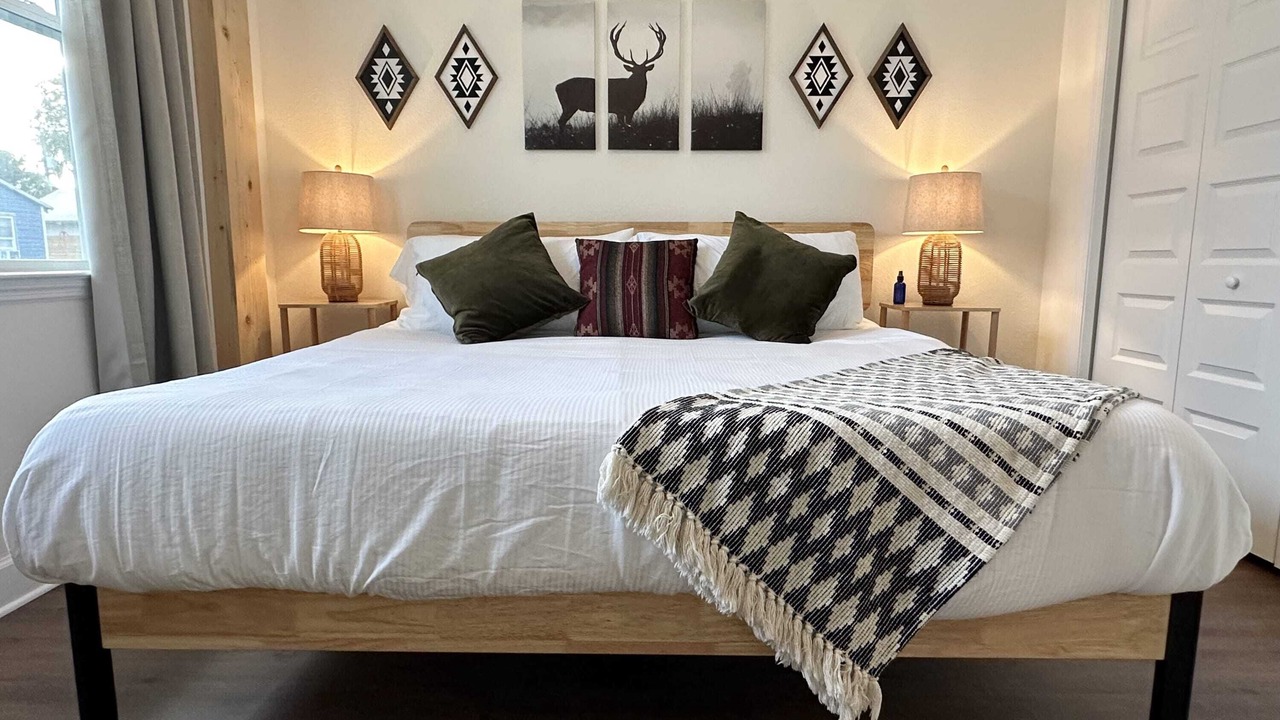 Photo of Bedroom in Pleasant Street