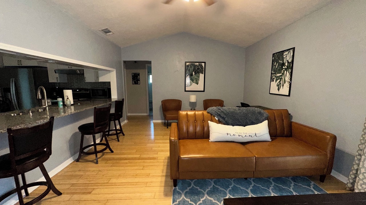 Photo of Livingroom in Gainesville