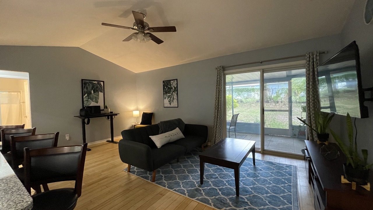 Photo of Livingroom in Gainesville