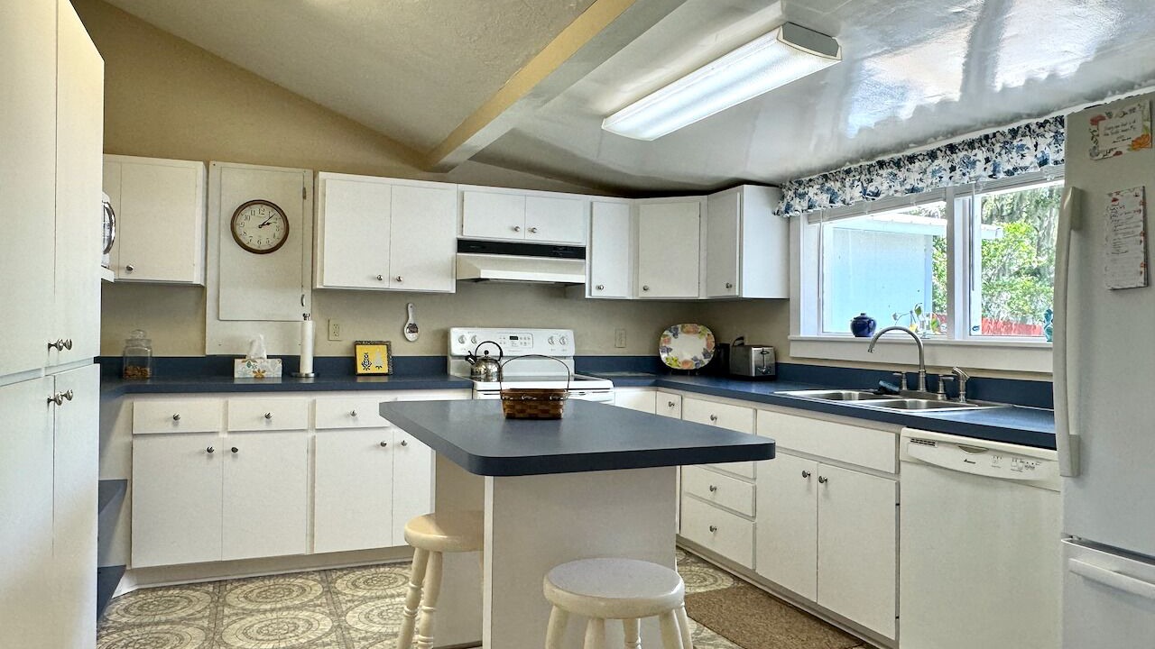 Photo of Kitchen in Cedar Key