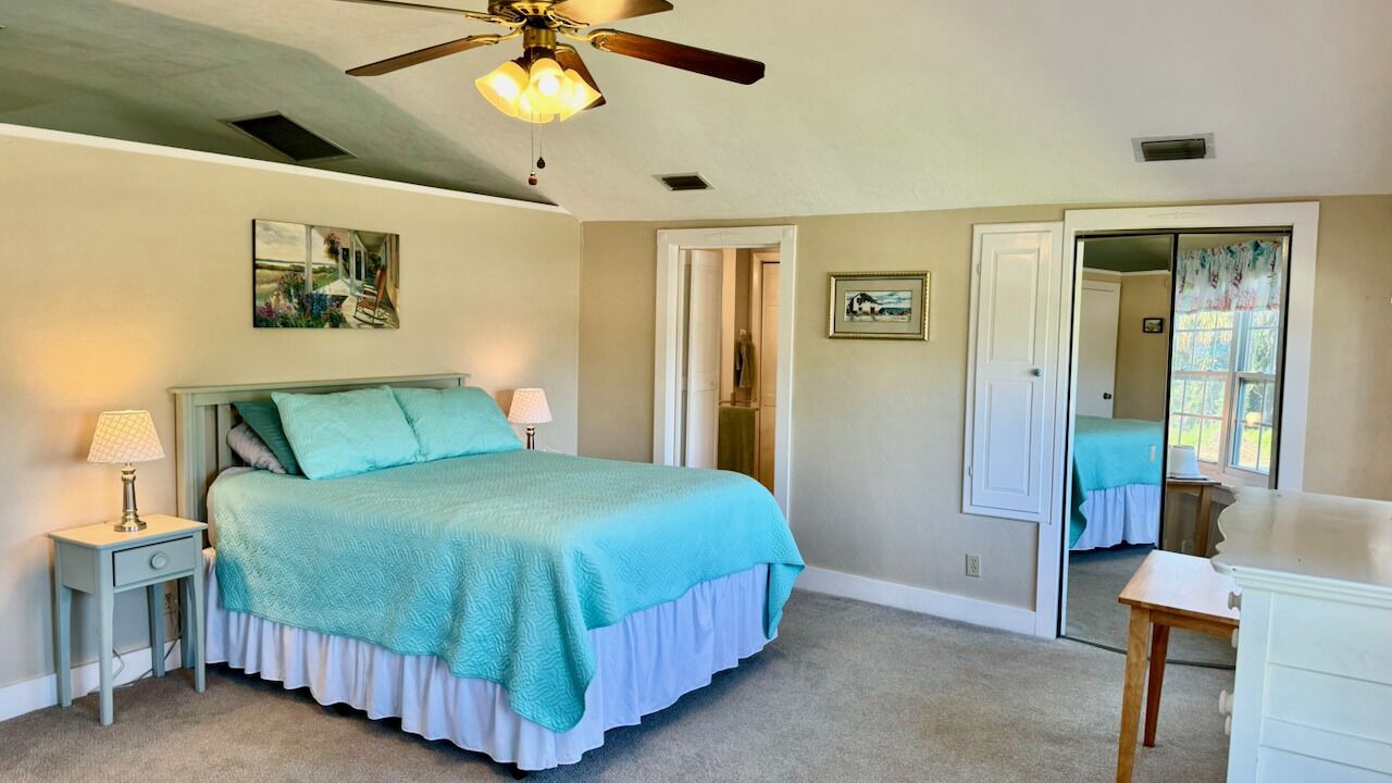 Photo of Bedroom in Cedar Key