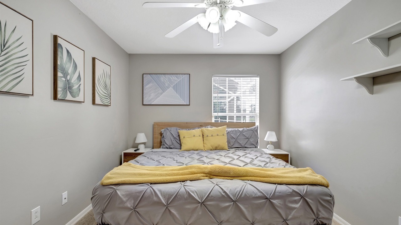 Photo of Bedroom in Boyette Springs