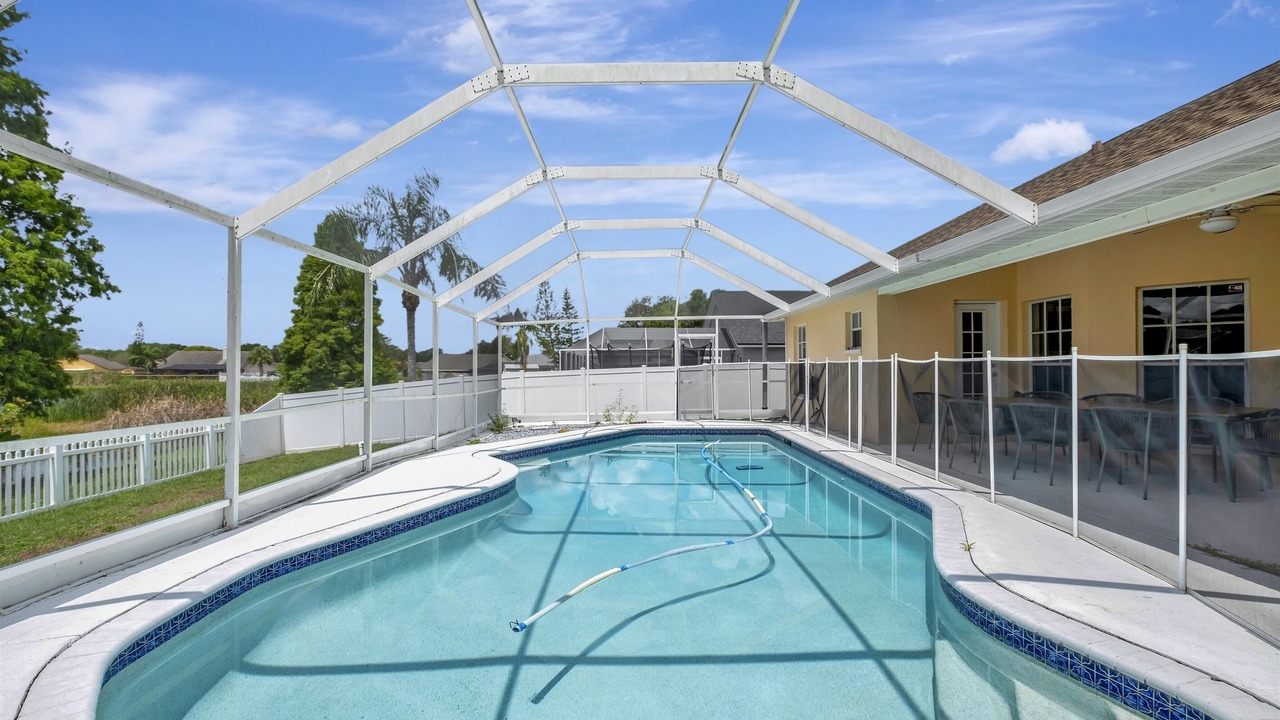 Photo of Outdoor in Boyette Springs