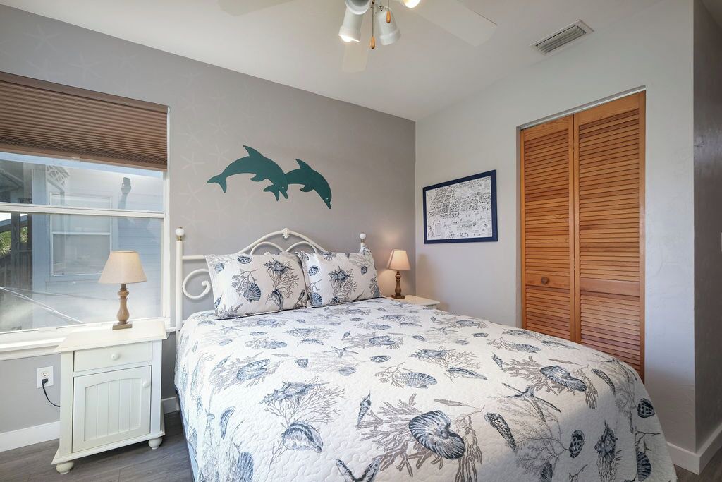 Photo of Bedroom in Cedar Key