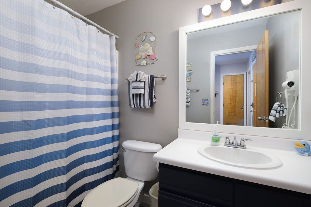 Photo of Bathroom in Cedar Key