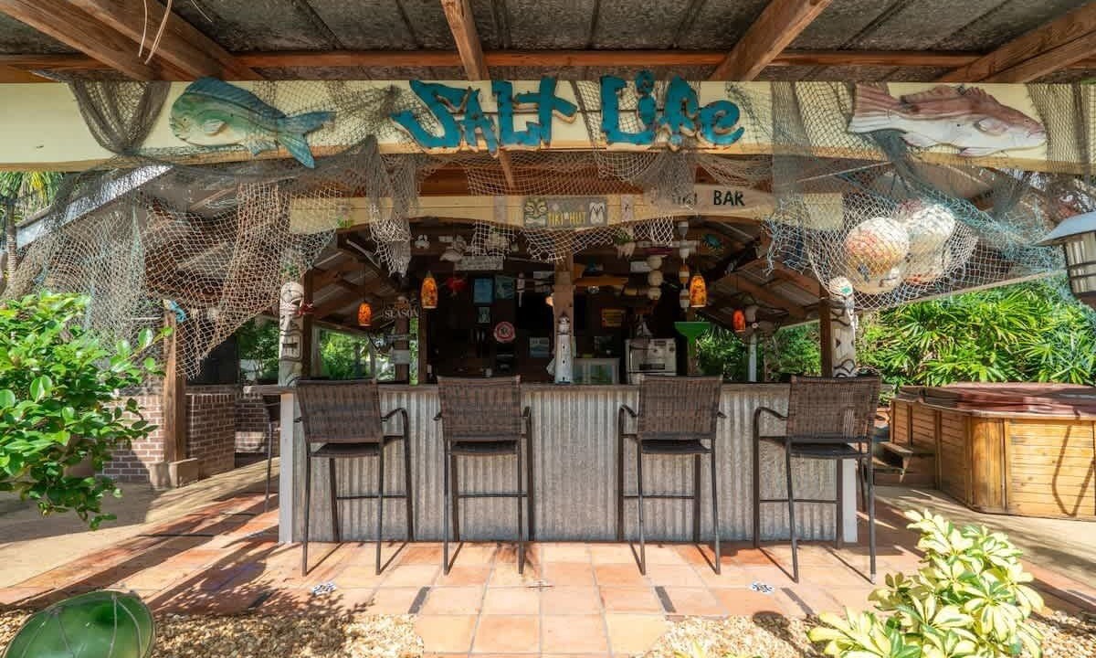 Photo of Others in Fruit Cove