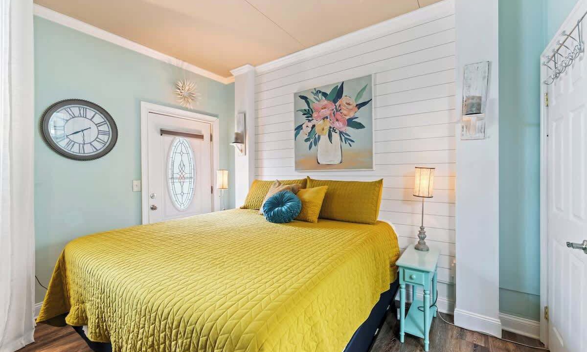 Photo of Bedroom in Fruit Cove