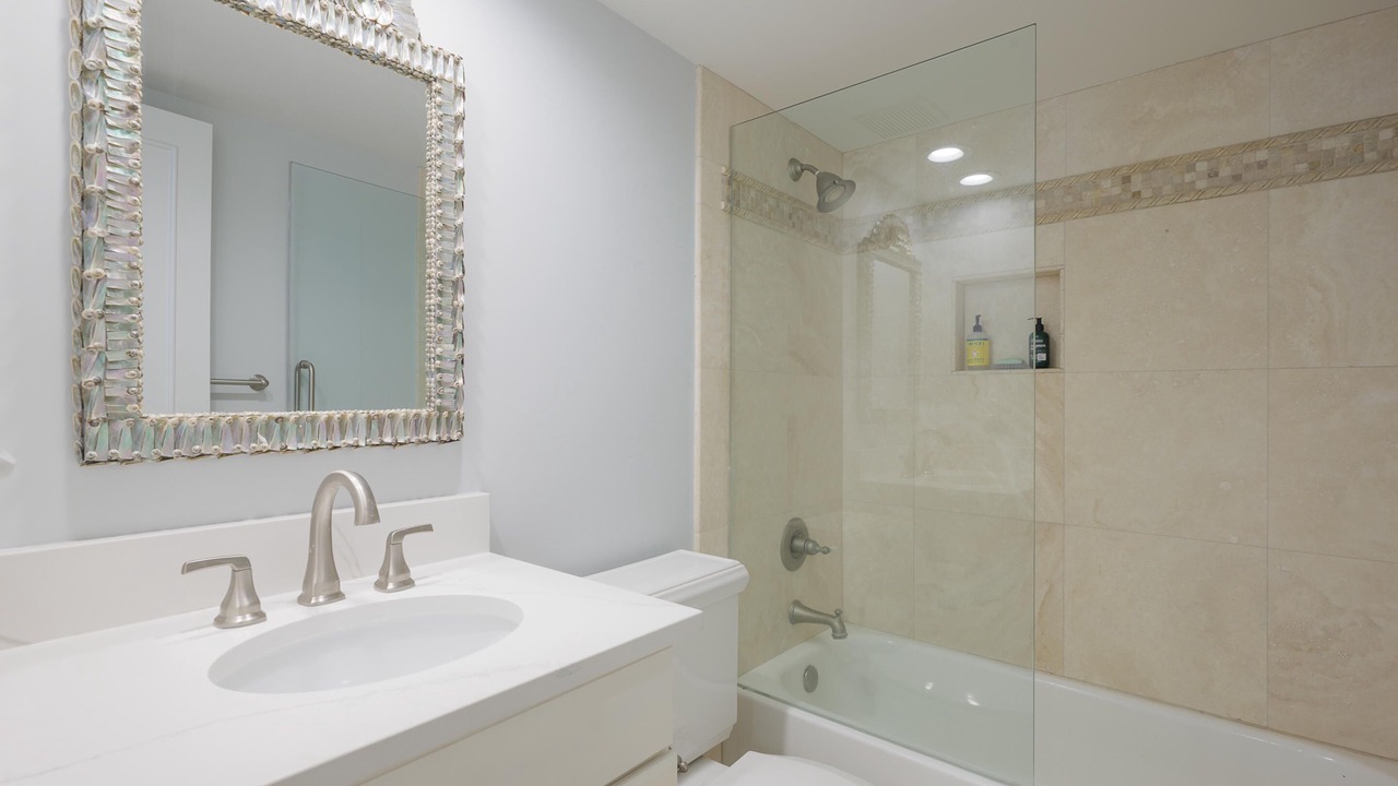 Photo of Bathroom in Sawgrass