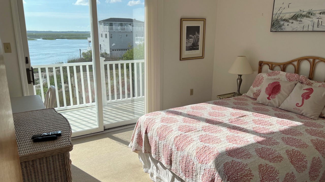Photo of Bedroom in Townsend's Inlet