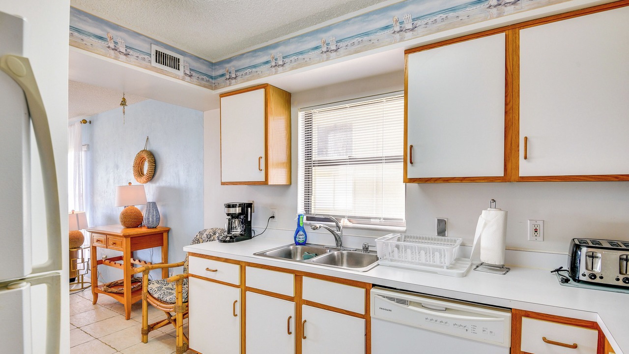 Photo of Kitchen in Ormond-by-the-Sea
