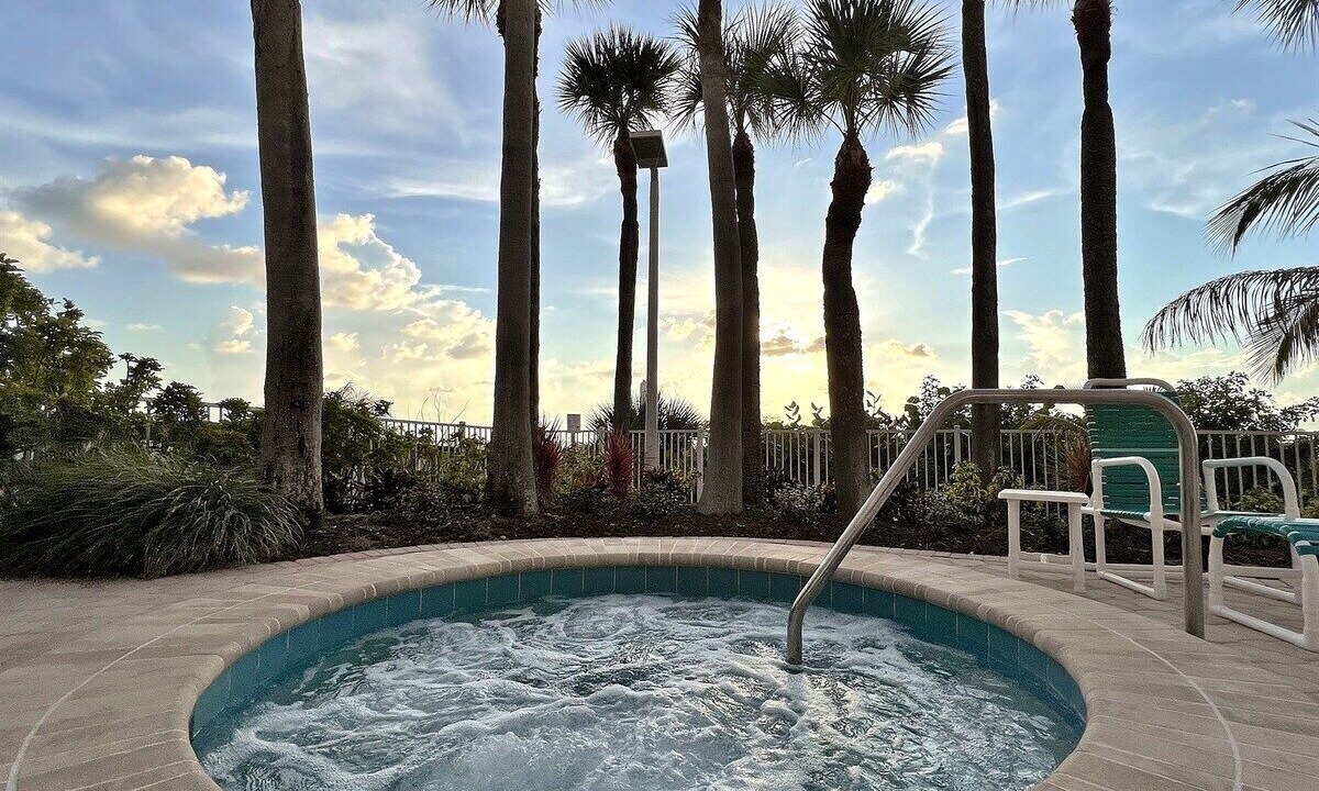 Photo of Outdoor in Sand Key