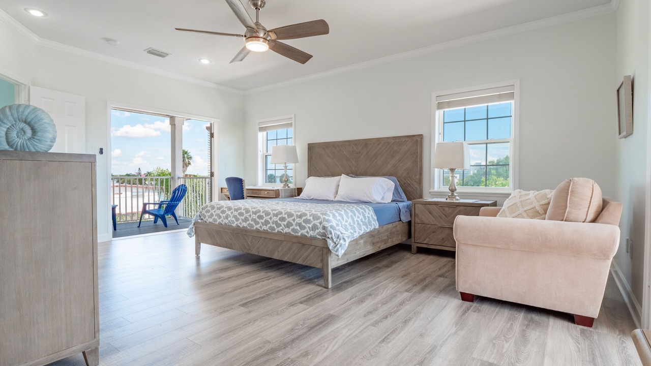 Photo of Bedroom in Treasure Island