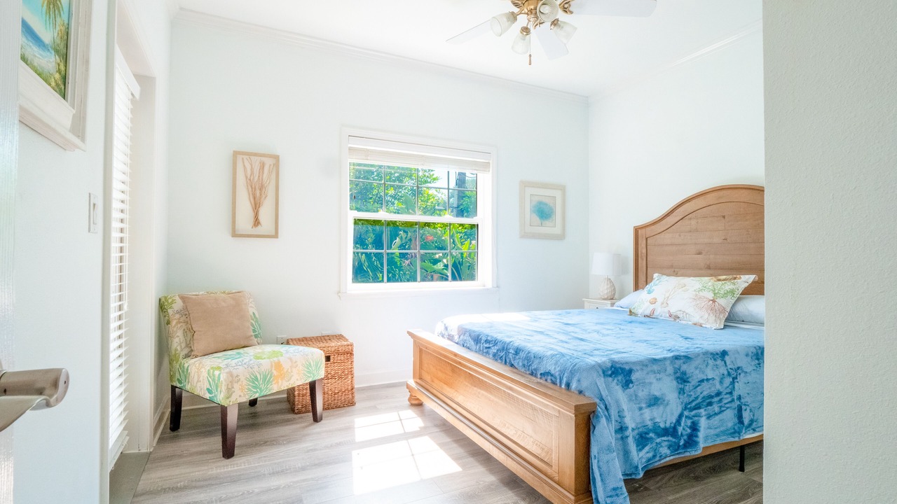 Photo of Bedroom in Treasure Island