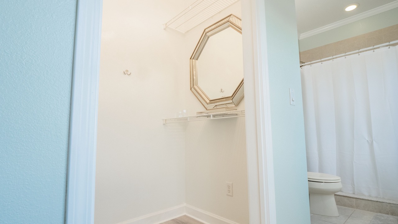 Photo of Bathroom in Treasure Island