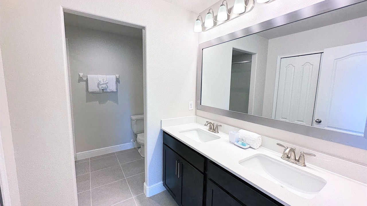 Photo of Bathroom in Haines City