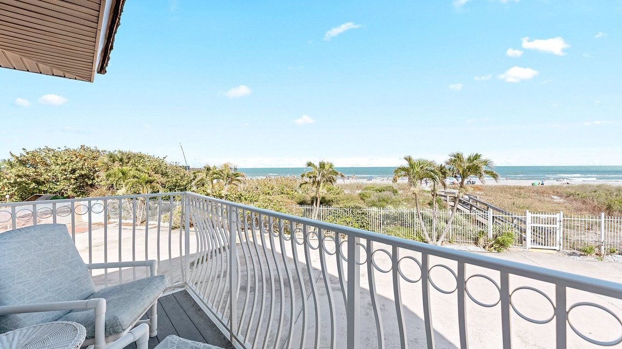 Photo of Patio Balcony in Avon By The Sea