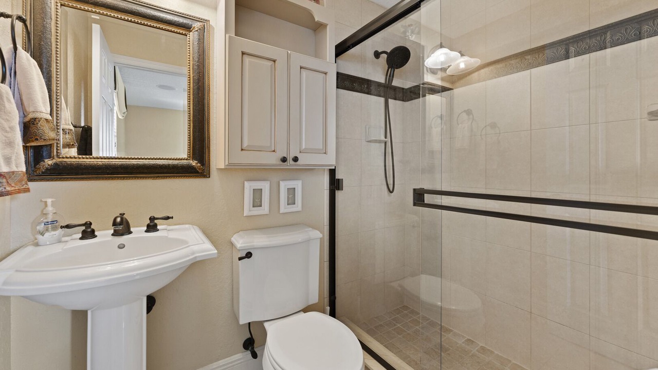 Photo of Bathroom in Avon By The Sea