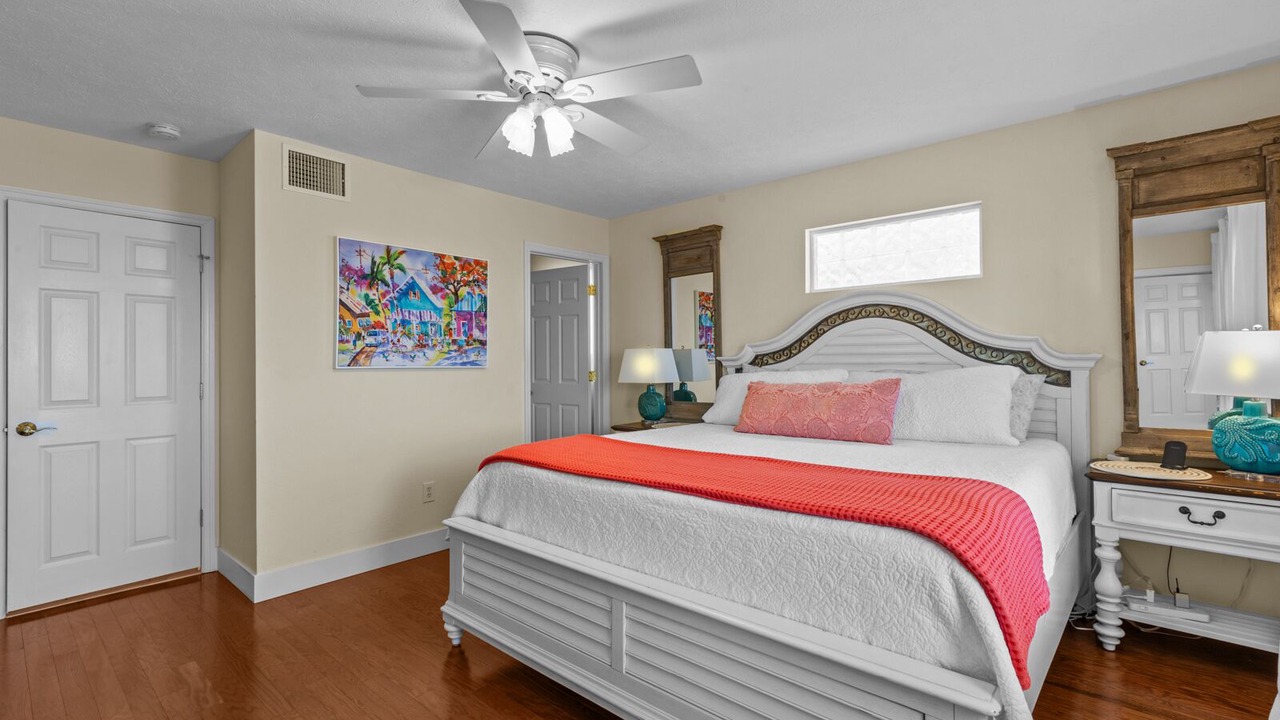 Photo of Bedroom in Cedar Key