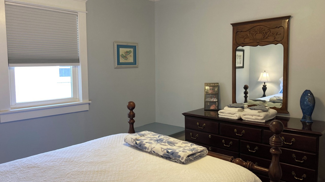 Photo of Bedroom in Colington