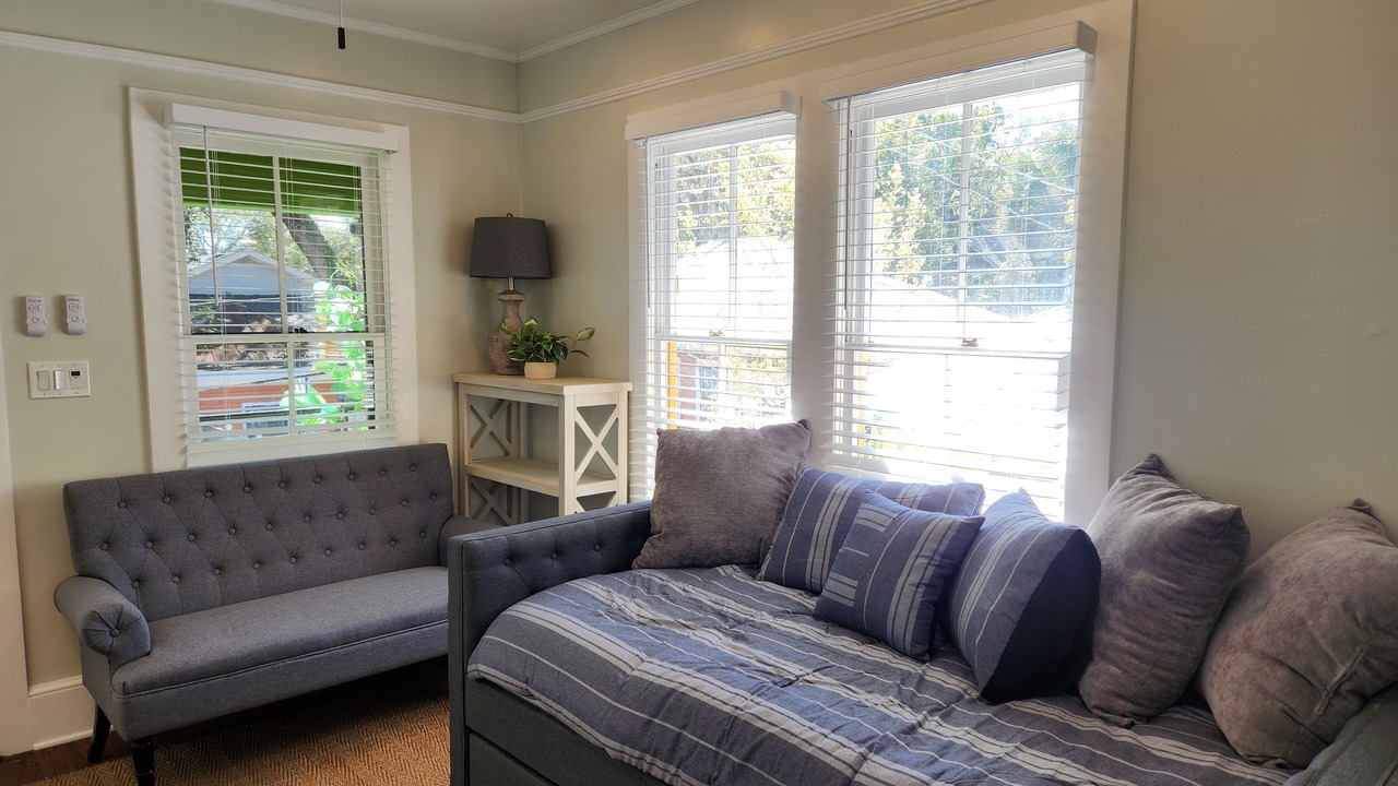 Photo of Livingroom in Downtown Historic District