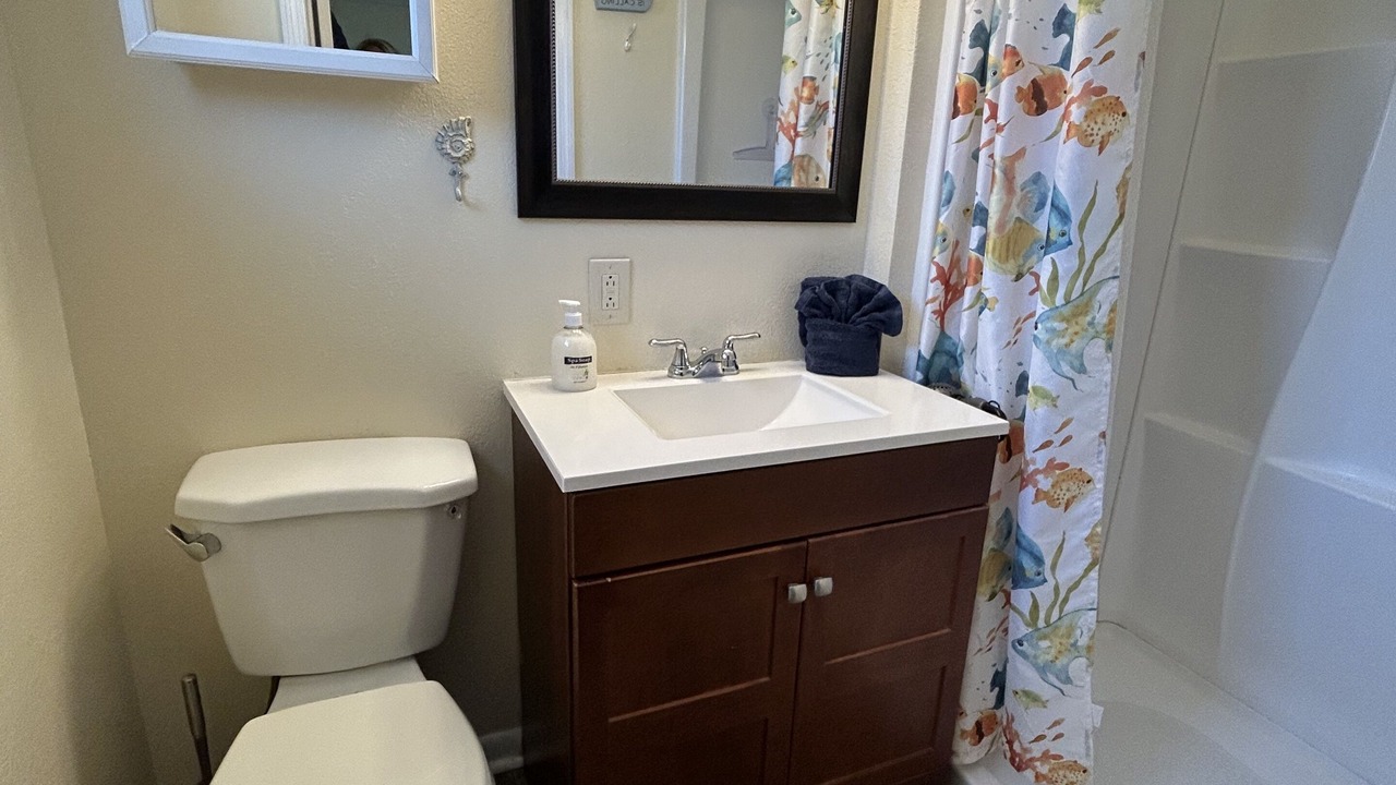 Photo of Bathroom in Horton Shores