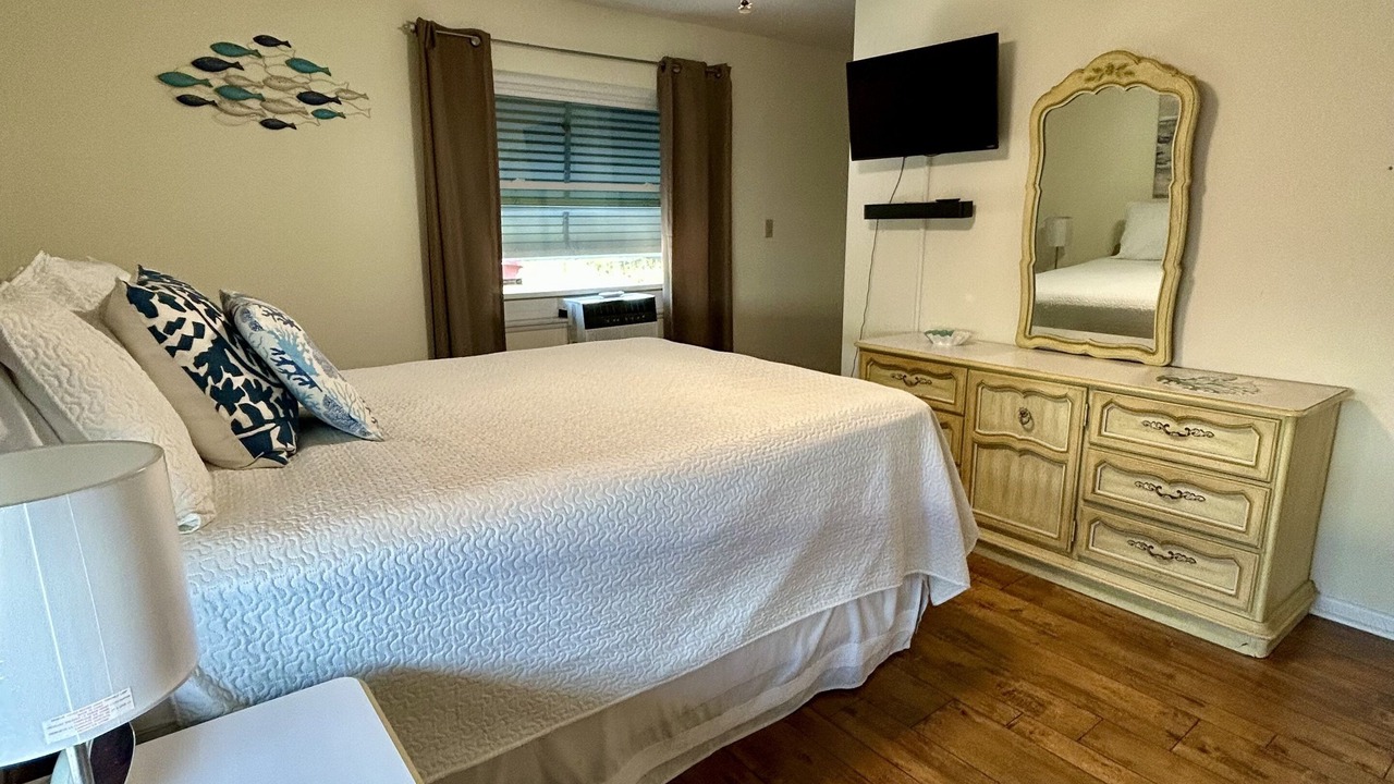 Photo of Bedroom in Horton Shores